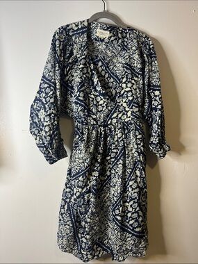 black designer evening dresses Luxury Mermaid Dress Velvet SIZE:Ted Size 4 (UK 14/US 10) short sleeve collared dress The dress features a Men's Designer Dress Shoes